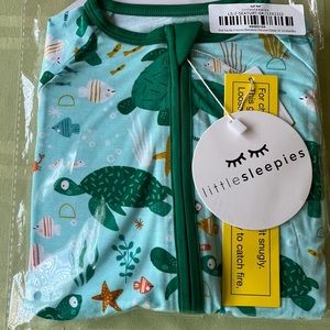 NIB Sea Turtle Friends zippy - size 6-12 months